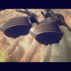 Platform High Heel Bronze Color Shoe